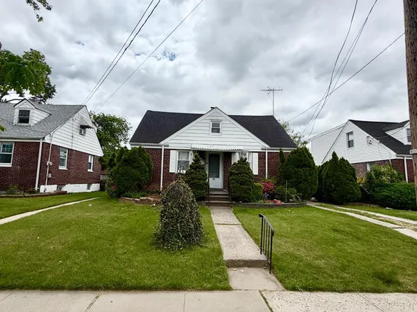 85 Hermann Ave, Carteret, NJ 07008