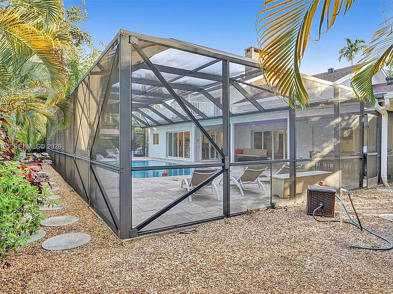 2120 SW 28th Way — Photo 62