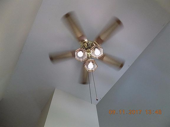 3rd image of 4324 Clemens Dr