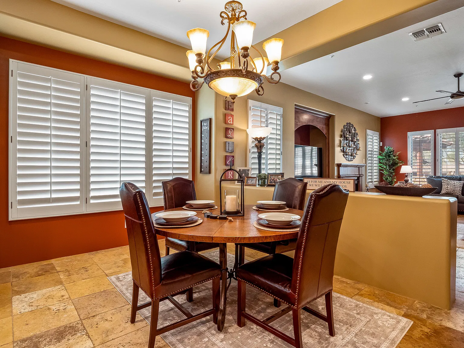 5 bed, 5727 sqft, $6,500 — Photo 4