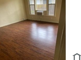 3217 W St #2, Sacramento, CA