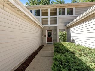 Hunters Run, Oak Creek, WI 53154
