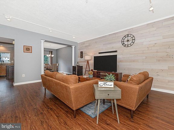 2nd image of 9455 Birchwood Ln