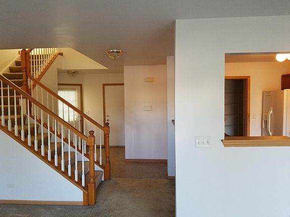 5th image of 2487 Stoughton Cir