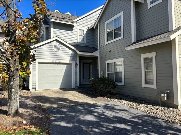 9003 Aspen Dr, Champion, PA 15622