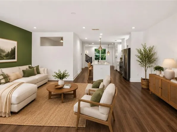 24 Becker Pl NW, Atlanta, GA 30307