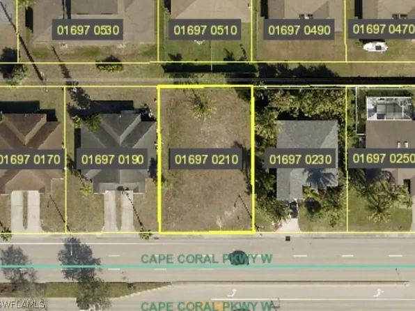 1009 Cape Coral Pkwy W, Cape Coral, FL 33914