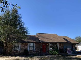 5607 Airport Rd N, Milton, FL 32583