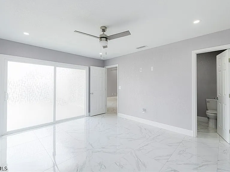 17334 Birchwood Ln — Photo 22