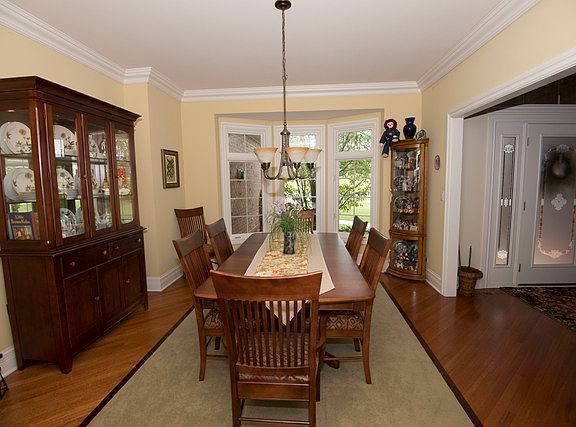 4th image of 20144 W White Tail Ct