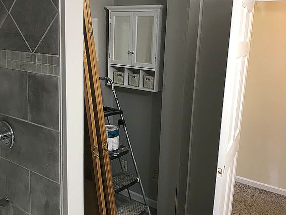 3rd image of 4744 Princess Dr