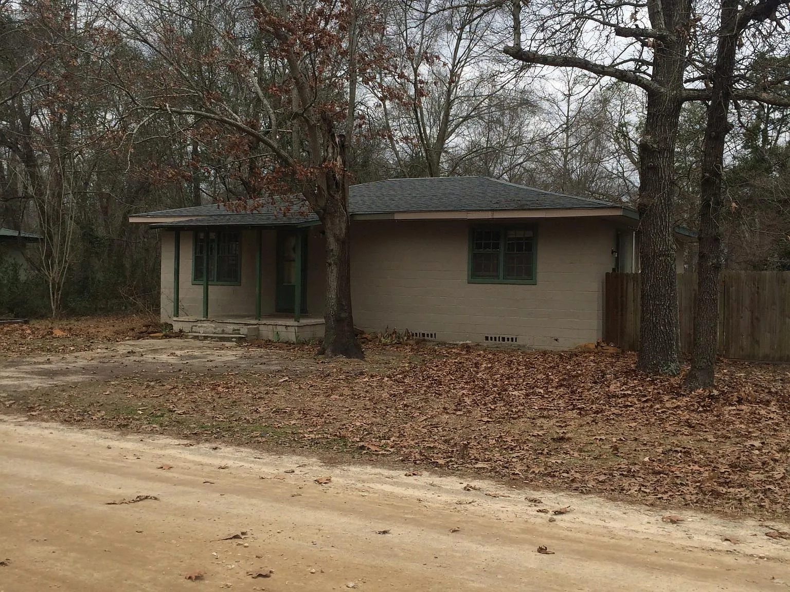 5545 Thistledown Dr — Photo 2
