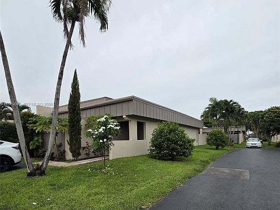 3rd image of 7439 SW 106th Ct