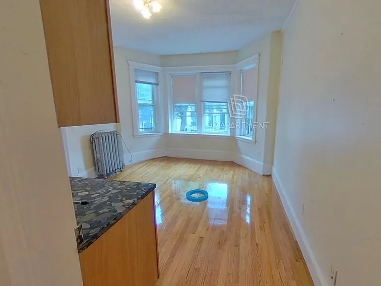 172 Hemenway St #12 — Photo 2