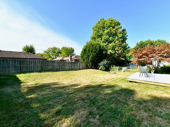 5th image of 3407 Pleasant Lake Dr