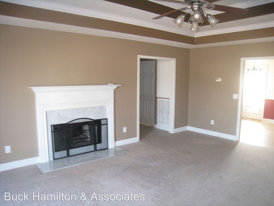 2nd image of 44 Wheatfield Dr