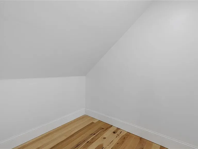 30 Cypress St #3 — Photo 15