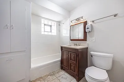 2112 N Avers Ave #1 — Photo 12