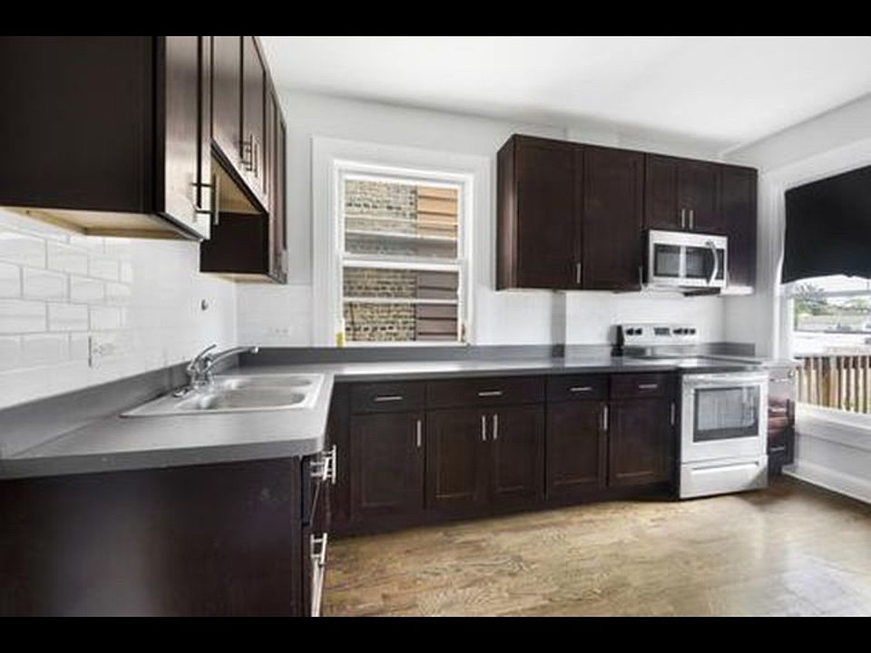 1st image of 3929 W Grenshaw St #2