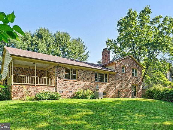 5th image of 11657 Leehigh Dr