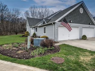 1232 Canyon View Rd, Northfield, OH 44067