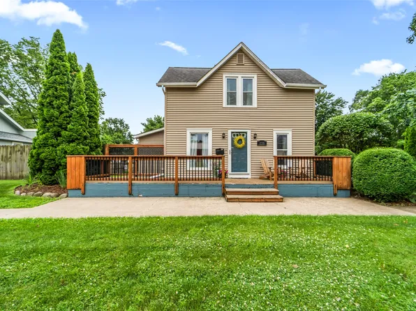 1135 Court St, Adel, IA 50003