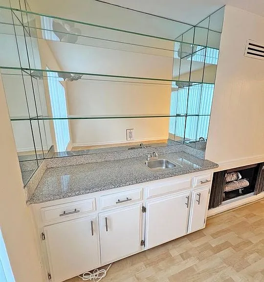 112 Catamaran St #3 — Photo 12