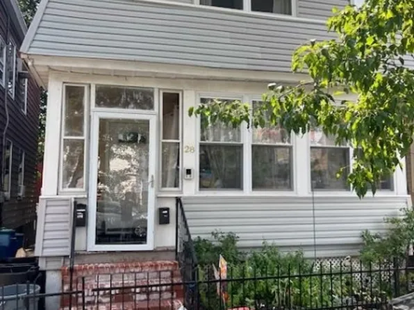 28 Holden St, Clifton City, NJ 07011