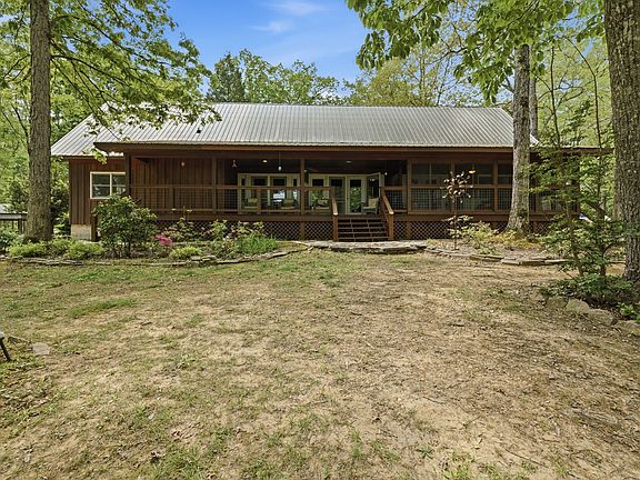 21st image of 1233 Oliver Dr