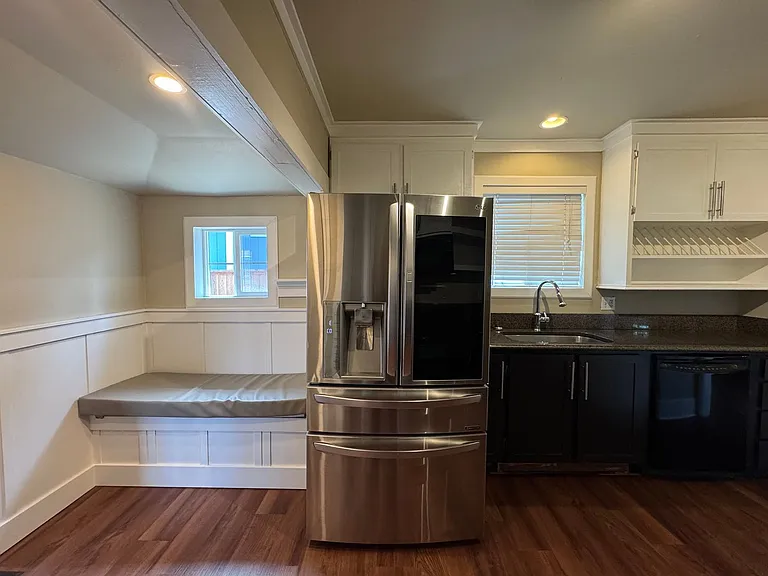 5019 N Whitman St — Photo 9