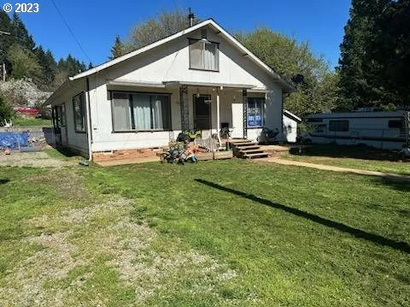 123 7th St, Glendale, OR 97442