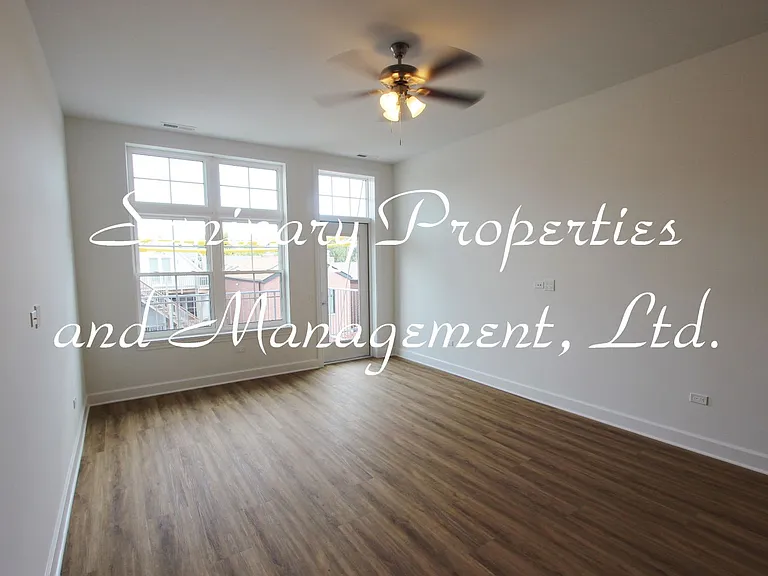 Prime Southport Corridor newer construction one-bedroom's — Photo 97