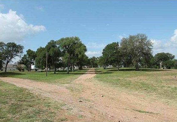 2nd image of 1341 Fm Road 1431