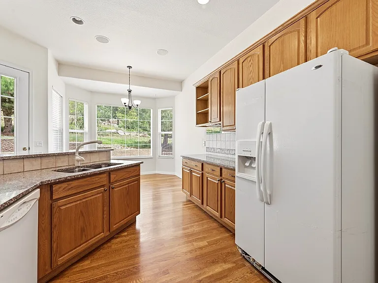 608 Crosswind Point — Photo 13