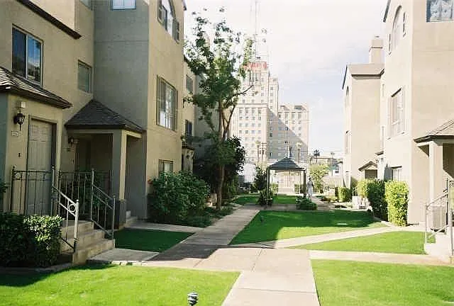 100 E Fillmore St #112