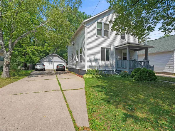 1227 Porlier St, Green Bay, WI 54301