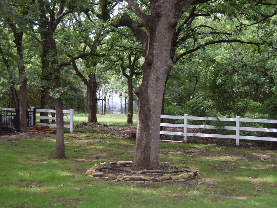 1st image of 1110 Cogburn Ct