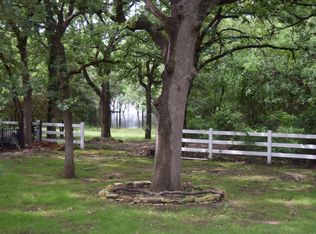 1110 Cogburn Ct, Shady Shores, TX 76208