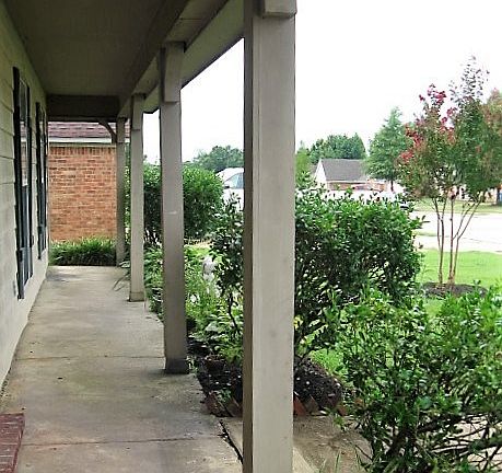 5th image of 10665 Oak Leaf Dr