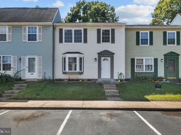 8529 Englewood Ct