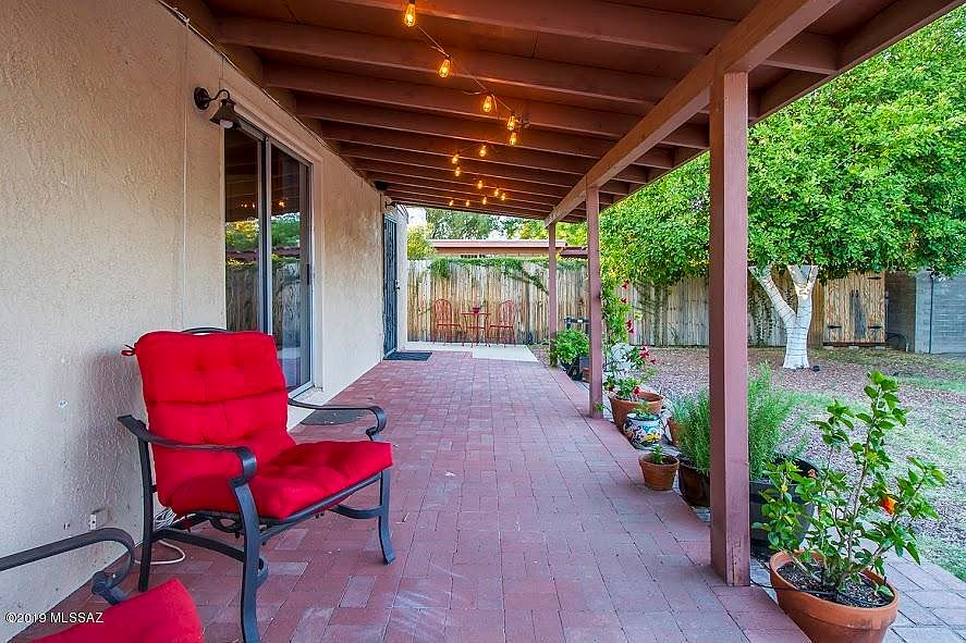 1st image of 3116 N Presidio Cir