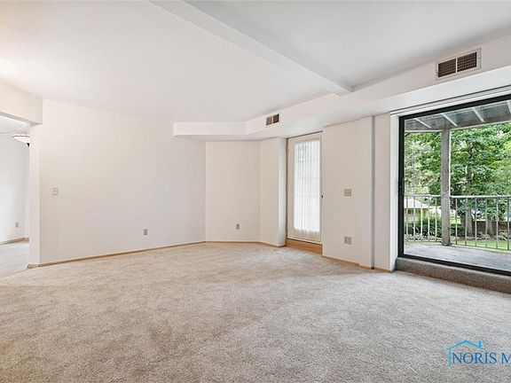 5th image of 3407 Oak Alley Ct APT 209