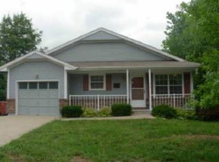 1400 SE 15th Pl, Oak Grove, MO 64075