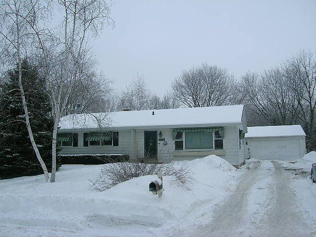 1st image of 5315 Forest Lawn Cir