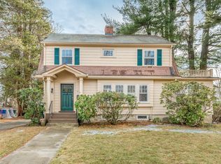 88 King St, Reading, MA 01867