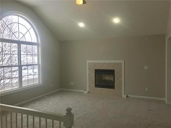 3rd image of 1305 Cottonwood Ave