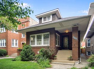 2736 W Agatite Ave, Chicago, IL 60625