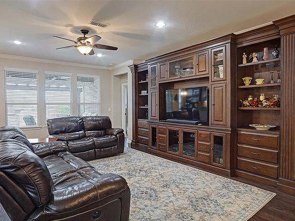 3rd image of 7495 Sage Valley Ln