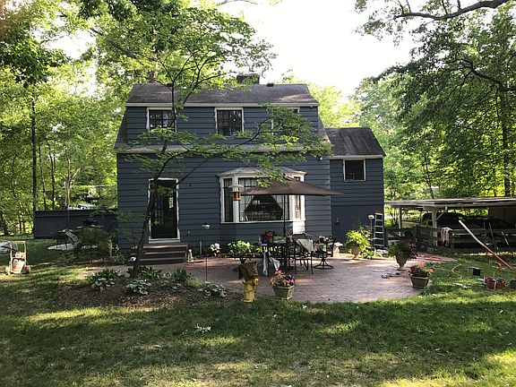 2nd image of 6262 Dawes Ln
