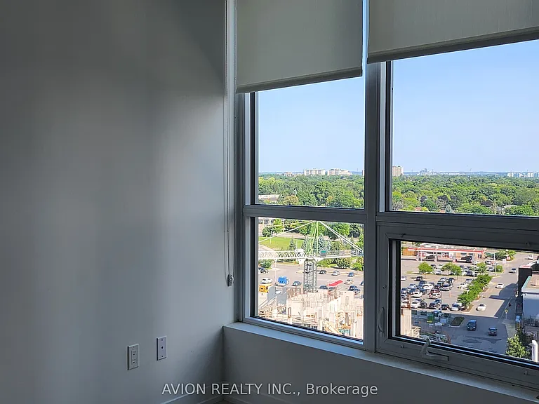 115 McMahon Dr #1205 — Photo 11